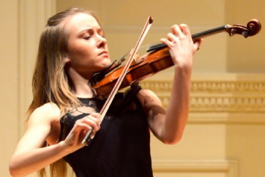 Prisbel�nnet violinist g�ster Svaneke