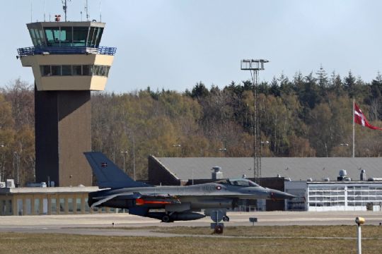Midlertidigt milit�rt omr�de i lufthavnen