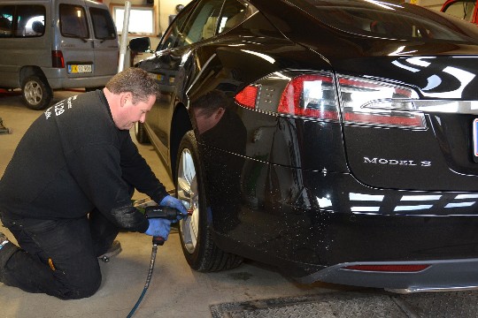 Lunere vejr betyder sommerd�k