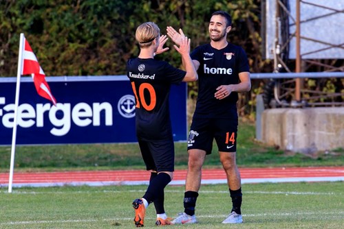 R�nne fB spiller for at f� vigtige point