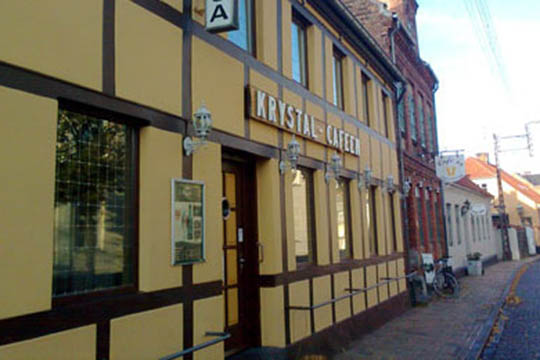 28-�rig overtr�dte v�rtshusforbud