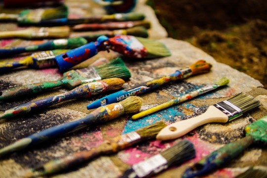 Giv hjemmets v�gge en farverig overhaling 