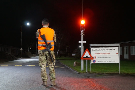 Soldat stjal v�ben p� kasernen