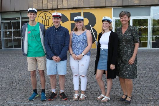 �rets f�rste studenter