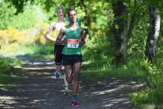 76 l�b til �re for Hans R�mer