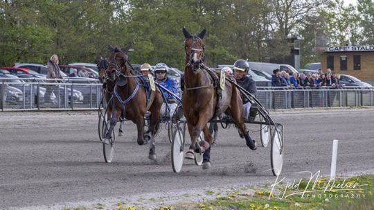 Calvin Ice forts�tter med at levere