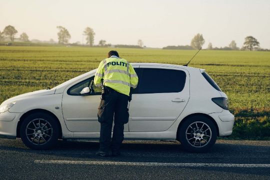 Fartb�der til to bilister