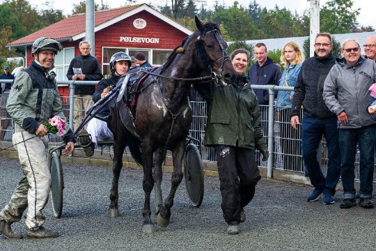 Anne Kristines heste vinder hver tredje gang