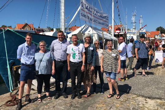 Kommuner boykotter Folkem�det i protest