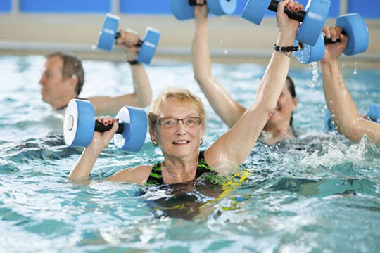 Udskifter ventilation i S�nderbos bassin