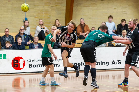 Viking/R�nne tabte to vigtige point