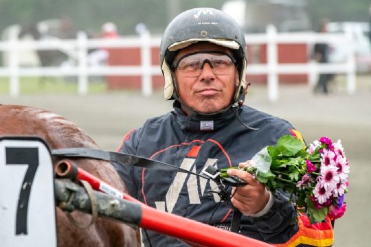 Stefan holder d�r p� klem for DM