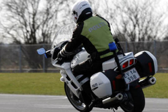 18-�rig k�rte for st�rkt i R�nne