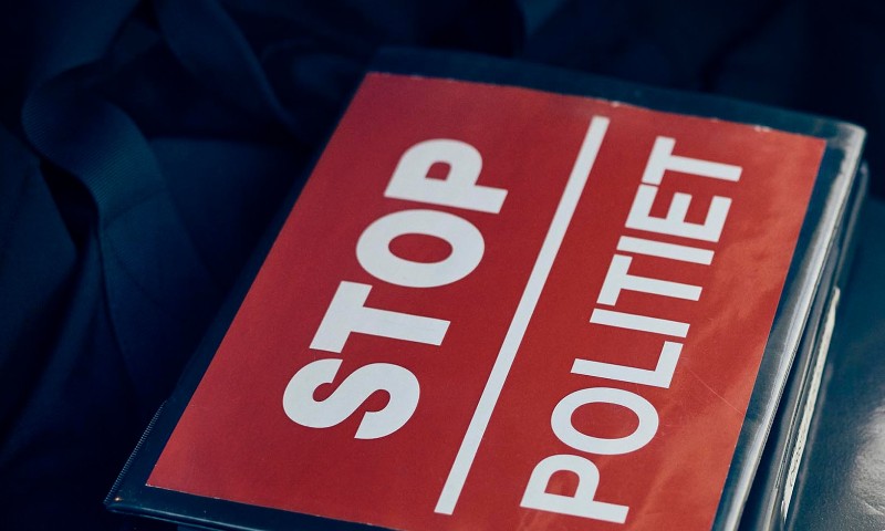 Kvinde k�rte bil uden k�rekort