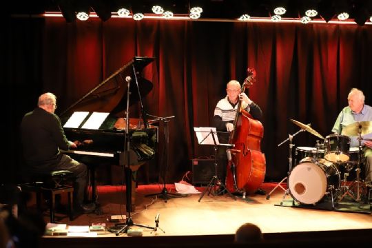 S�ndagsjazz i Raschs Pakhuz