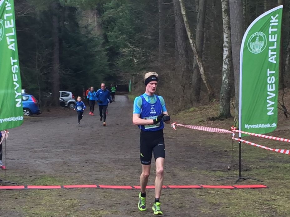 Mogensen nummer 14 i cross