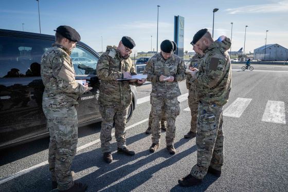 Soldater fra R�nne p� gr�nsekontrol p� Sj�lland