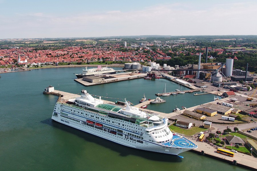 R�nne Havn dropper �nske om st�rre honorarer