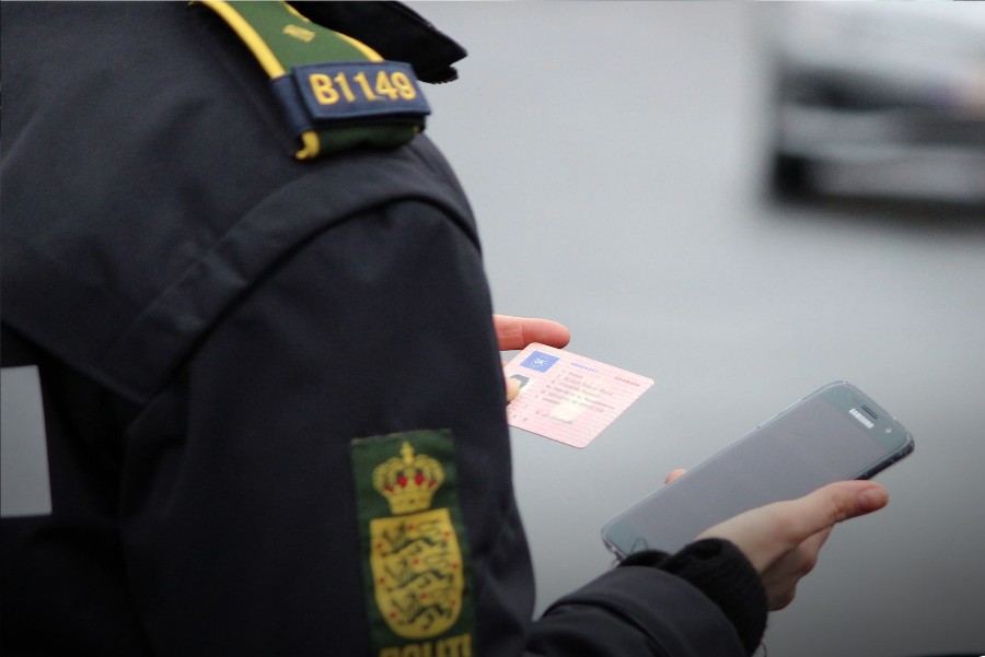 Bilist t�t p� at miste k�rekortet