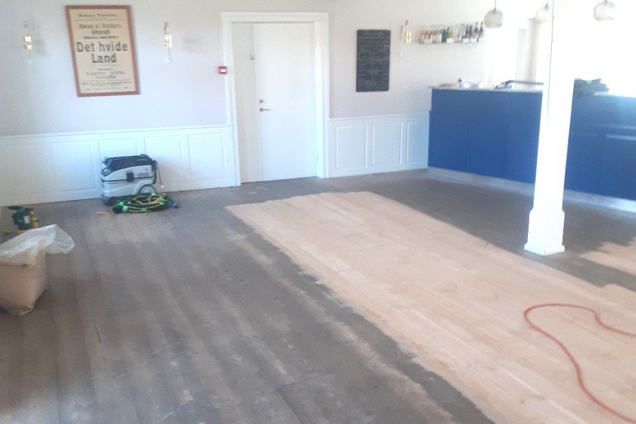 R�nne Theater f�r stor makeover