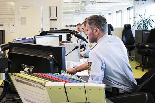 Bil p�k�rt i R�nne