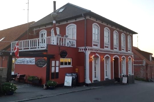 Restaurant �gede sit overskud