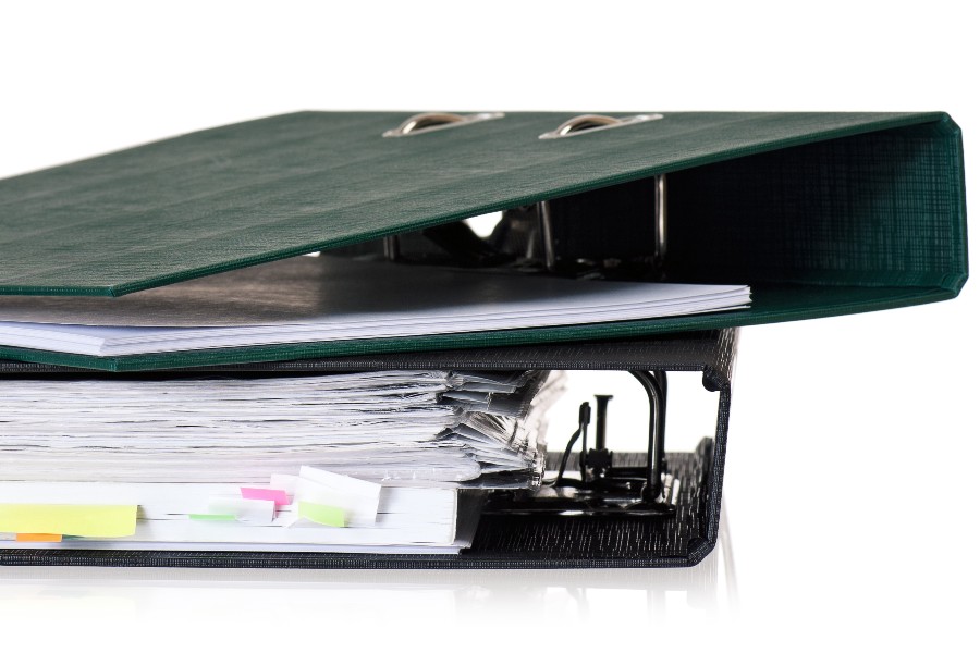 B�dekrav p� 100.000 kr. til tidligere revisor