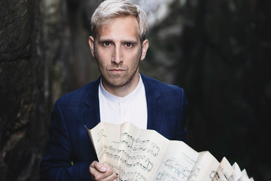 Bjarke Mogensen giver solokoncert i Svaneke