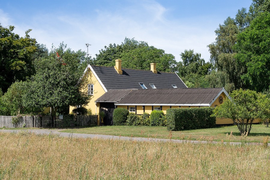 Landejendom lige ved Hasle Lystskov