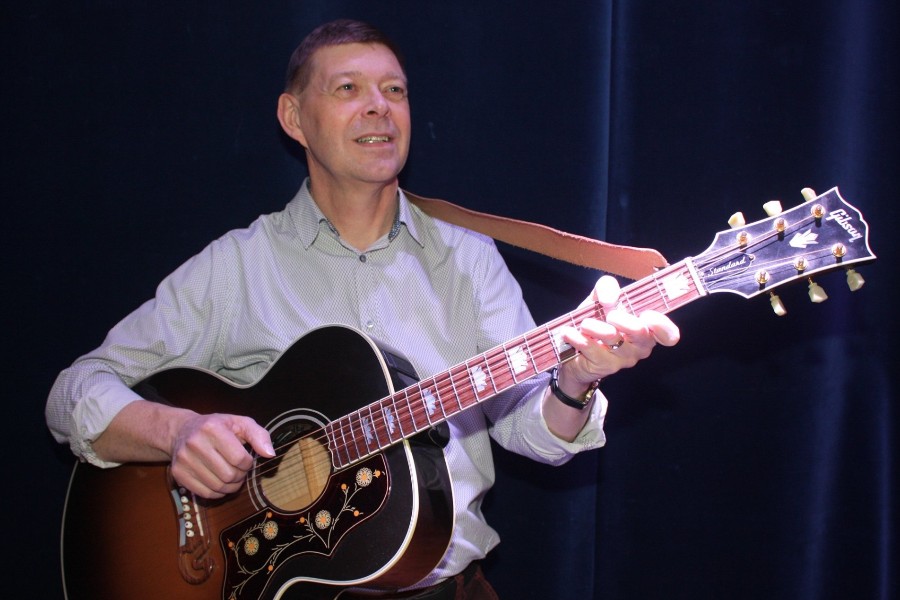 Bjarne Kure p� Svanekegaarden