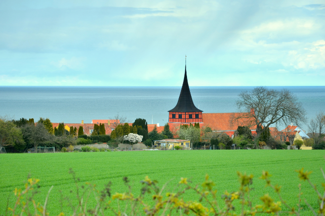 Teater om corona i Svaneke