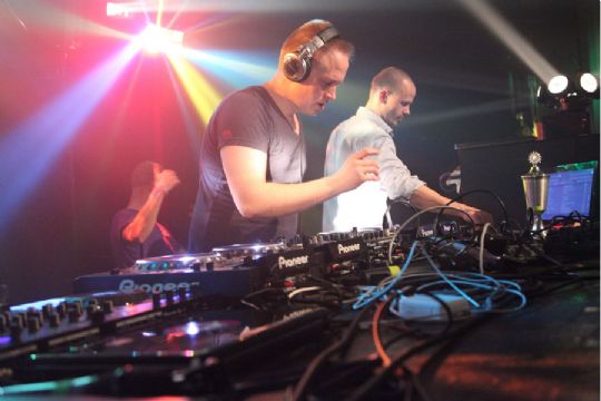 S�ger 100.000 i tilskud til DJ-event