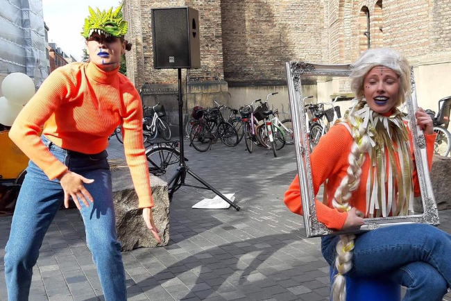 Homoseksuel kabaret til Folkem�det