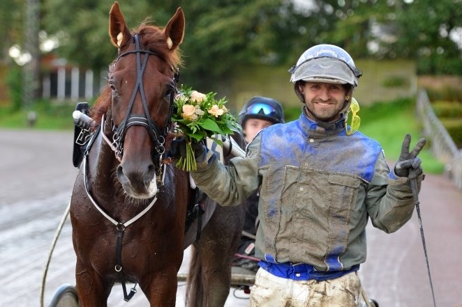 Bornholmer i storl�b i eftermiddag