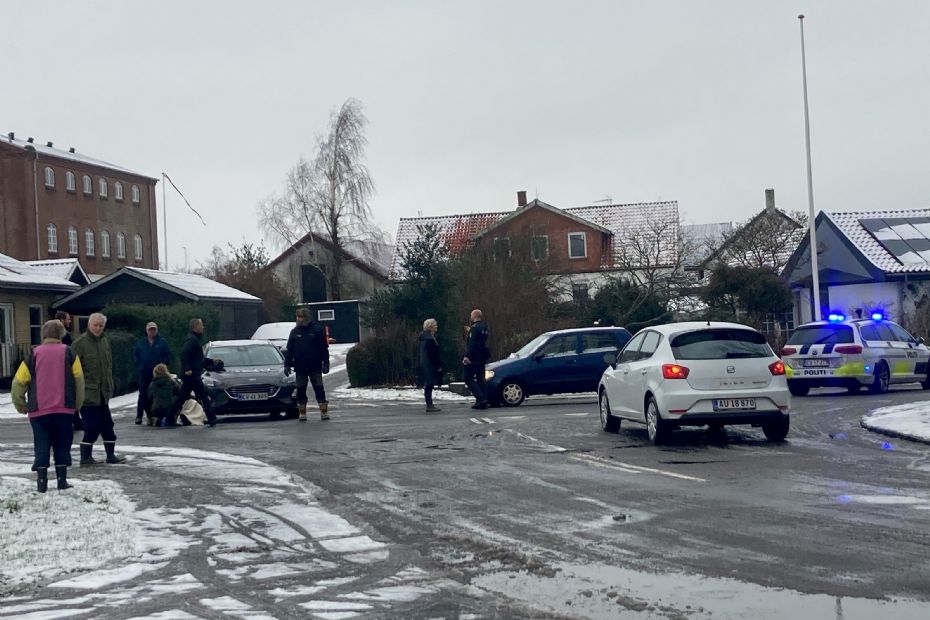 Cyklist p�k�rt i Nex�