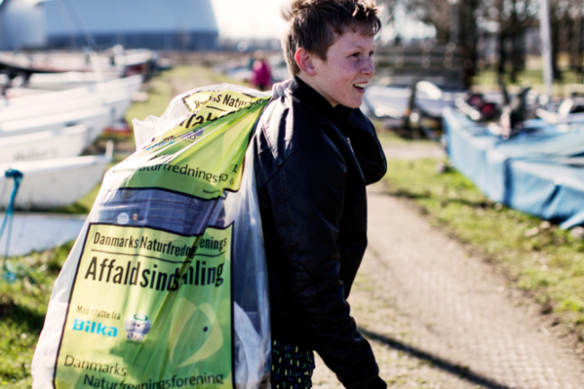 Hasle samler affald og spiller bingo