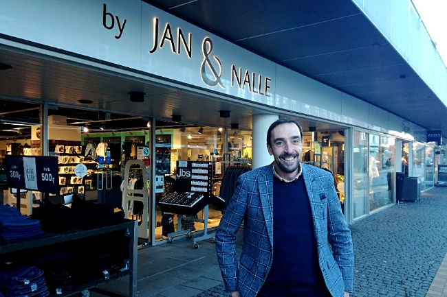 Handelsfolk udskyder sit �rsm�de