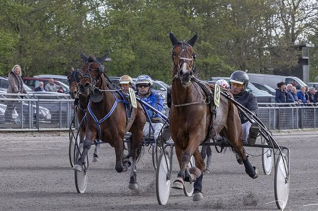 Tre Ice-opdr�t p� tre forskellige baner