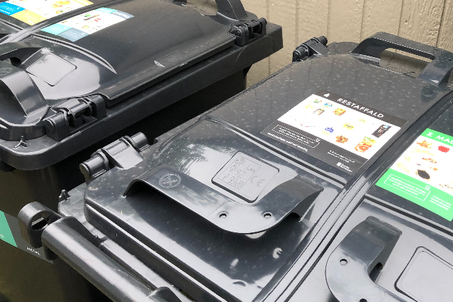 Husejere skal aflevere sorteret affald p� centrale milj�stationer