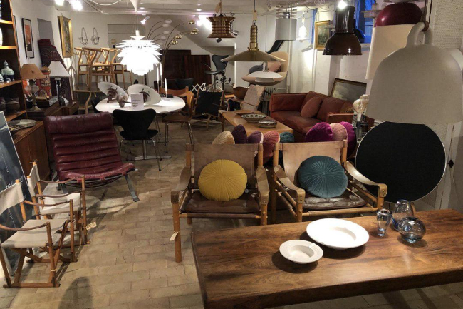 Genbrugsbutik endte �ret med v�kst