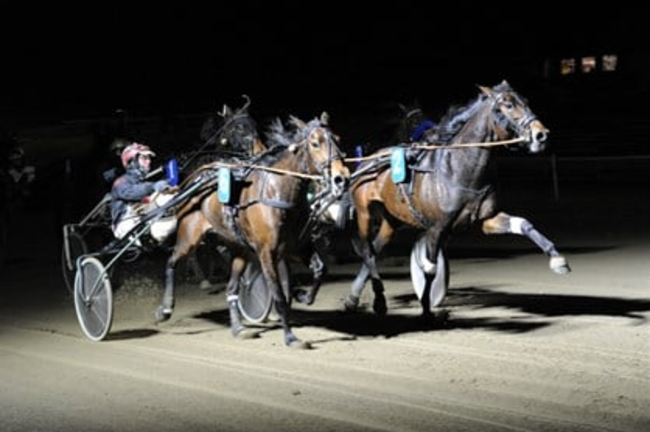 Bornholmers opdr�t til tops i Smilets By