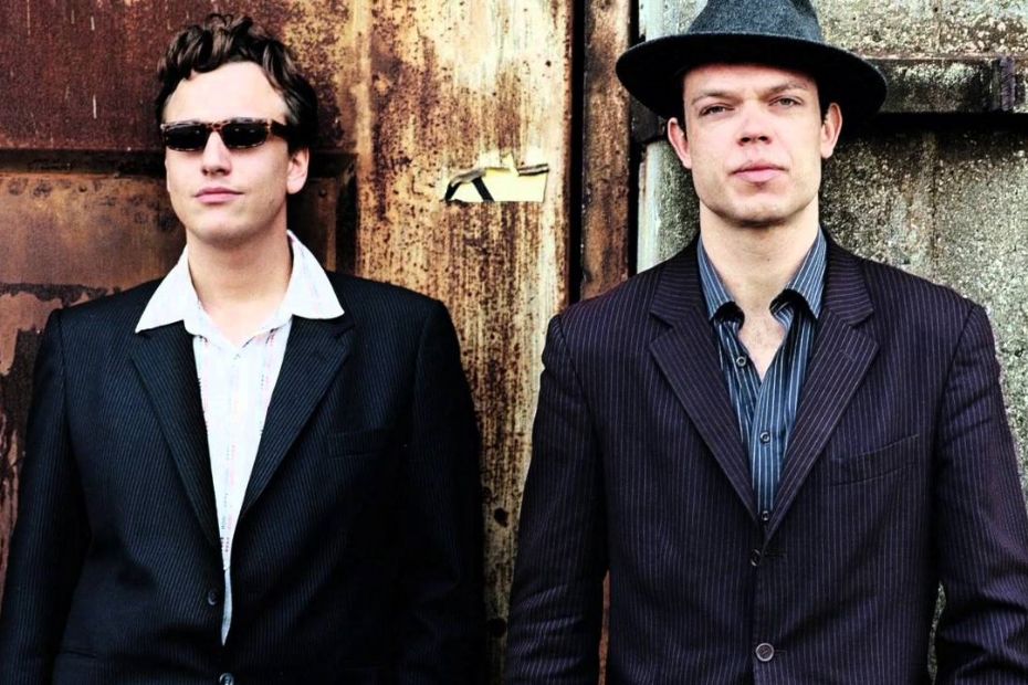 Raschs Pakhuz gen�bner med intim koncert