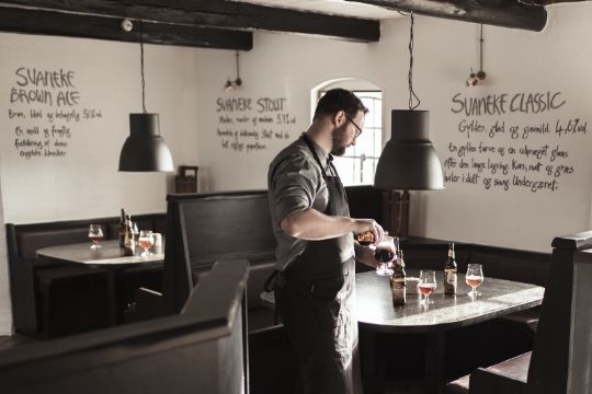 Restauranter i Svaneke tjente godt