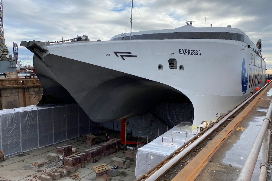 Express 1 tages ud af drift i fire d�gn