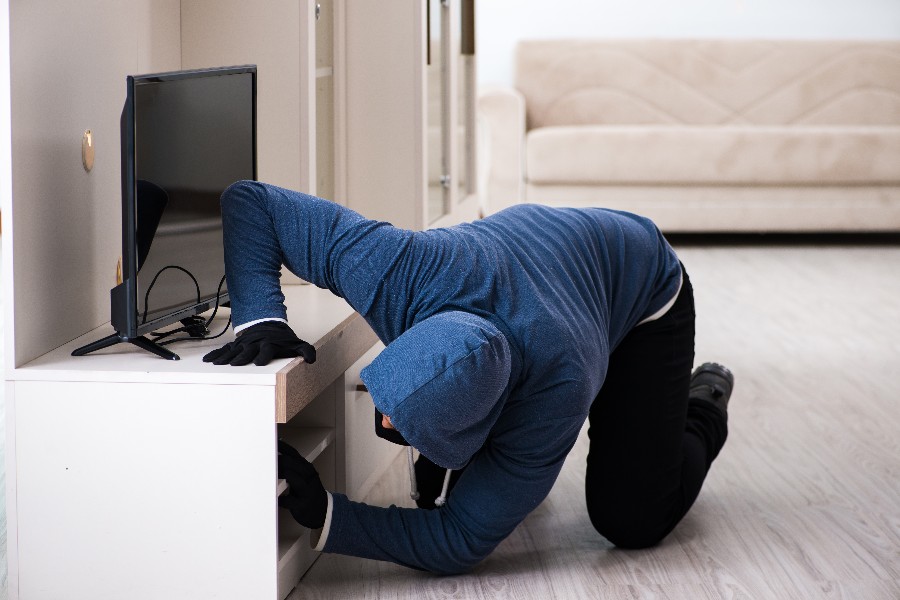 Fem indbrud p� tre m�neder