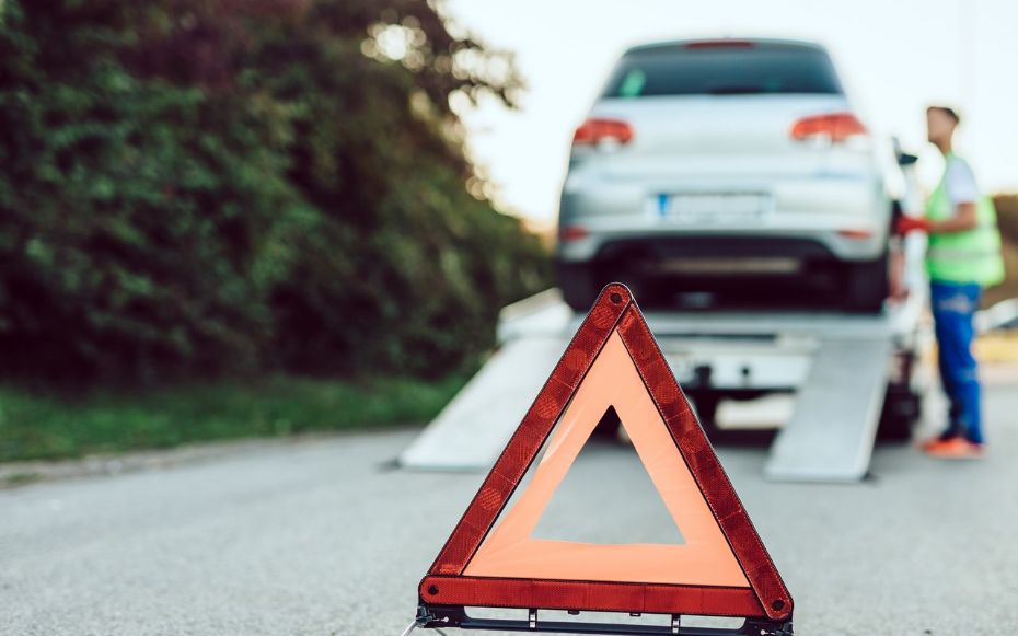 S�rlig vejhj�lp til biler p� Bornholm