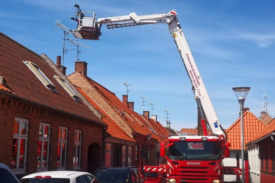 Brandfolk m�tte redde allike