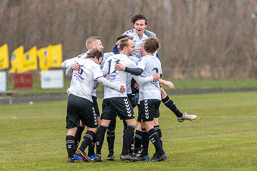 Smal sejr til Viking