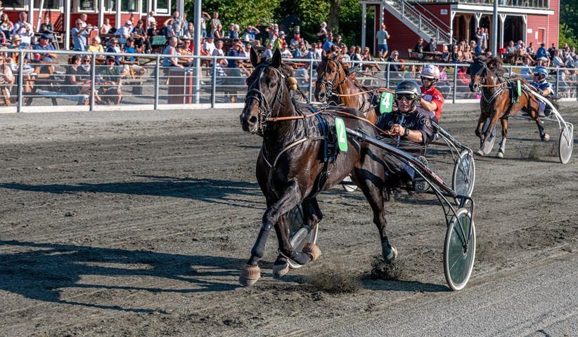 Bornholmsmesteren i travsport i s�sondebut