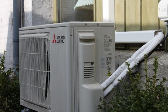 Ejer af el-firma kr�ves id�mt 35.000 kr. i b�de